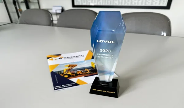 penghargaan konferensi dealer lovol Qingdao dayasakti